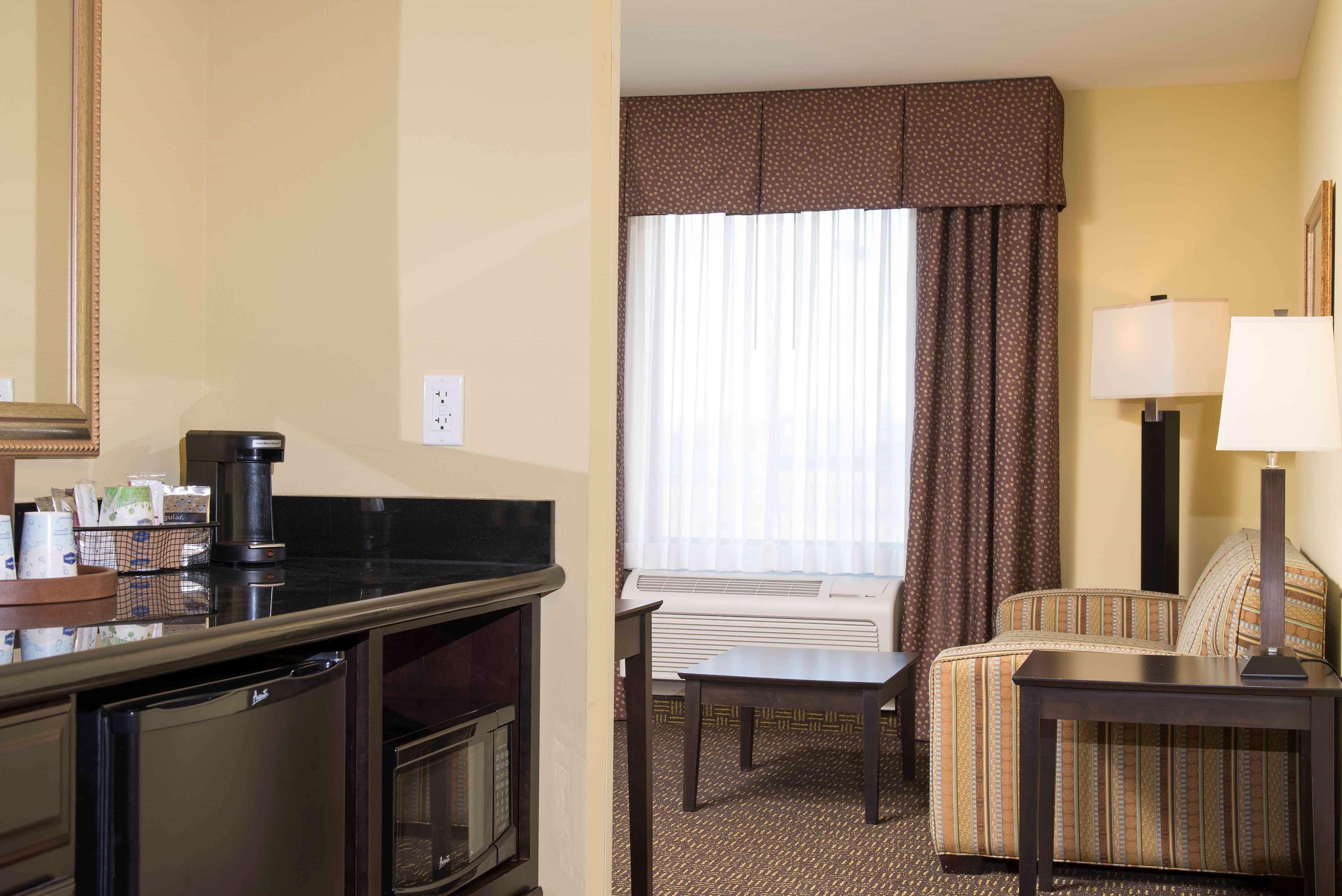 Hampton Inn & Suites Данвілл Екстер'єр фото