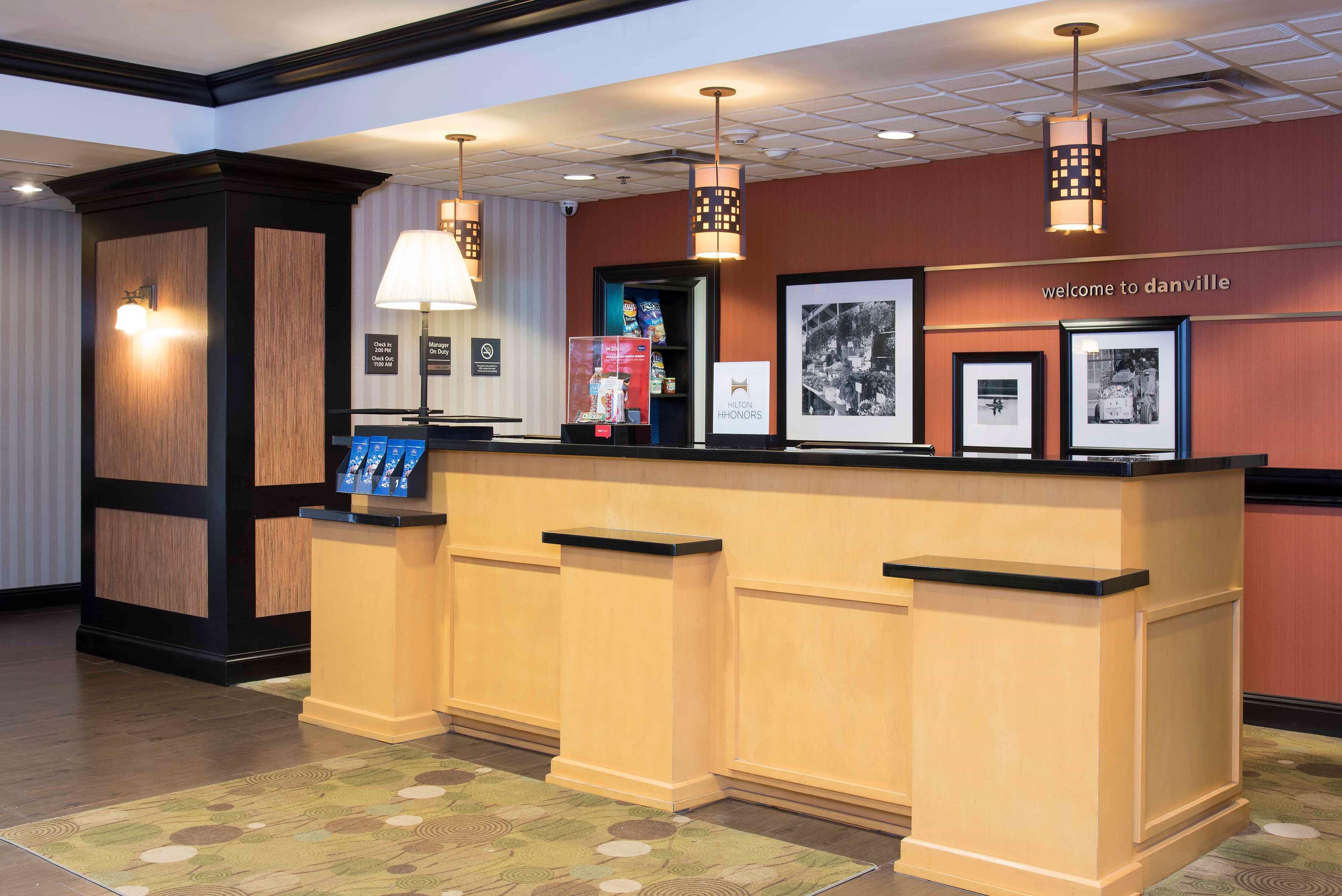 Hampton Inn & Suites Данвілл Екстер'єр фото